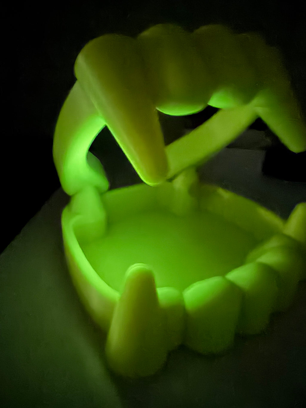 Halloween bowl vampire teeth adjustable